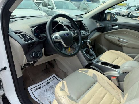 Used 2014 Ford Escape SE w/ Equipment Group 201A AWD/4WD image 15