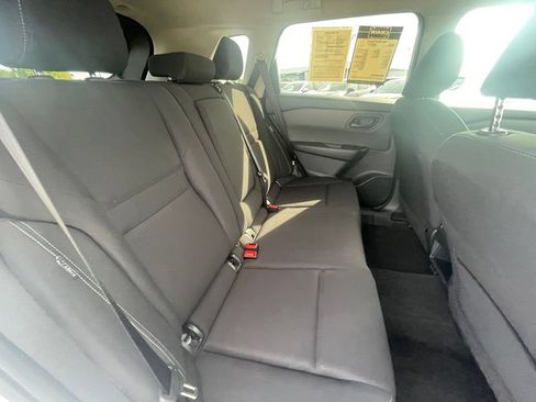 Used 2024 Nissan Rogue S AWD/4WD image 27