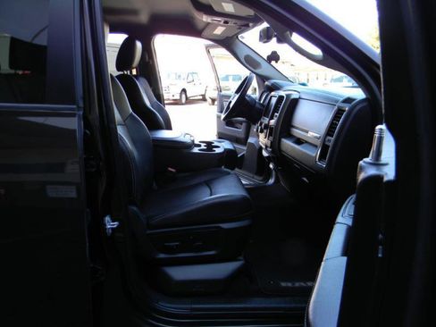 Used 2017 RAM 1500 Laramie AWD/4WD image 14