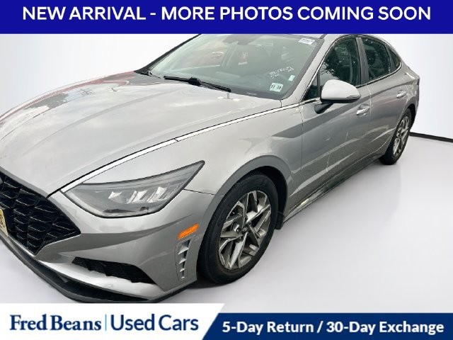 Used 2023 Hyundai Sonata SEL FWD image 2