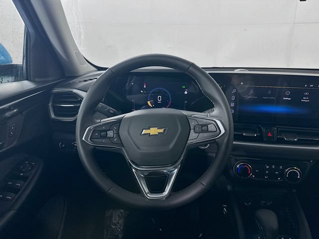 New 2026 Chevrolet TrailBlazer LT w/ LPO, Blackout Package FWD image 24
