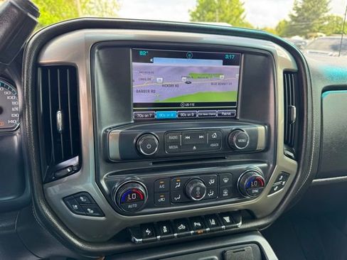 Used 2019 Chevrolet Silverado 2500 High Country w/ Duramax Plus Package AWD/4WD image 20