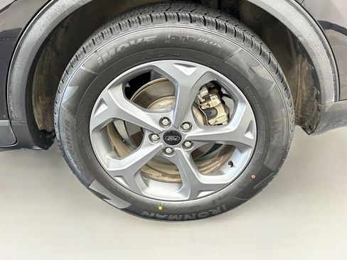 Used 2025 Ford Escape ST-Line FWD image 11