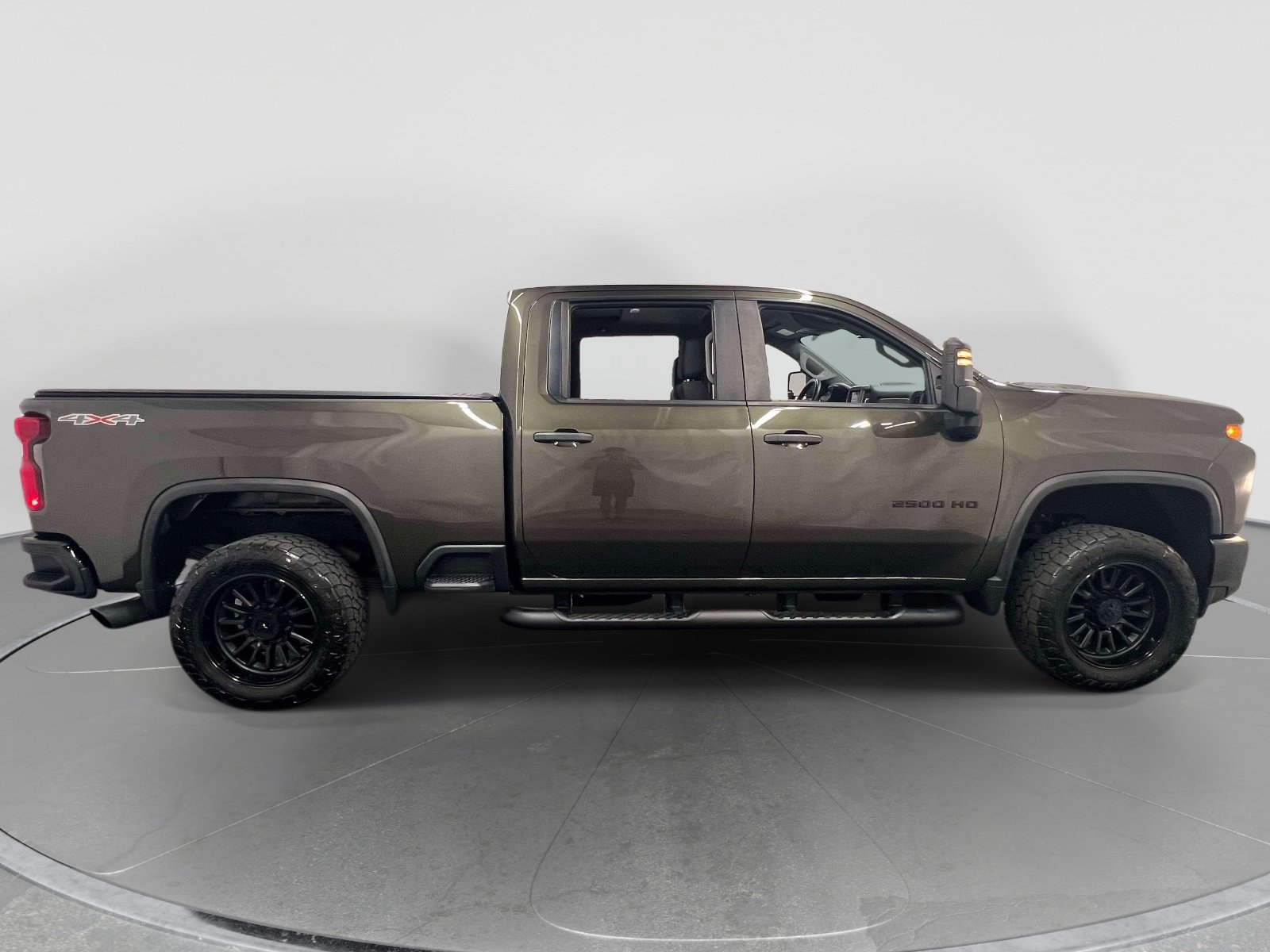 Used 2023 Chevrolet Silverado 2500 Custom w/ Custom Convenience Package AWD/4WD image 5