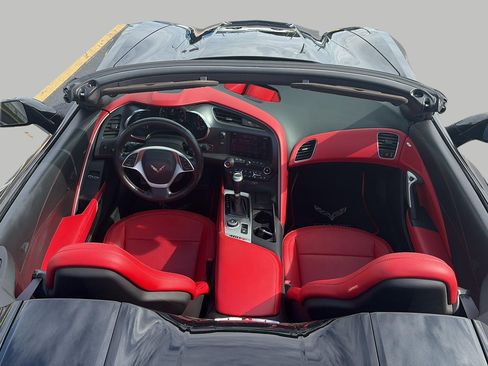 Used 2014 Chevrolet Corvette Stingray Convertible w/ 3LT Preferred Equipment Group RWD image 15