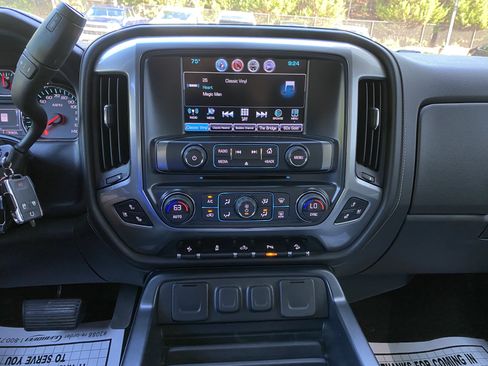 Used 2017 Chevrolet Silverado 1500 LTZ Z71 w/ LTZ Plus Package AWD/4WD image 25