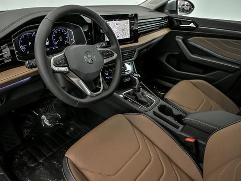 New 2025 Volkswagen Jetta SEL image 6