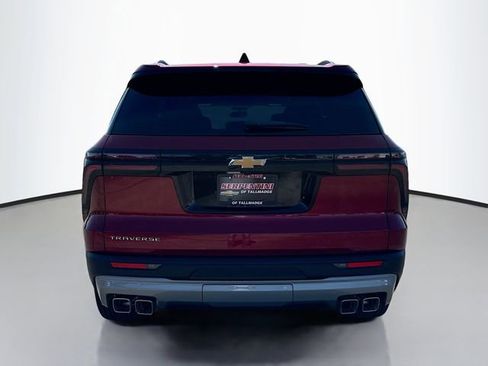 New 2026 Chevrolet Traverse LT w/ LPO, Floor Liner Package image 9