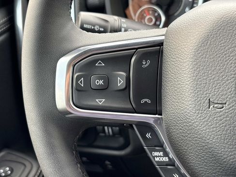 Used 2025 RAM 1500 Laramie w/ Sport Appearance Package AWD/4WD image 19