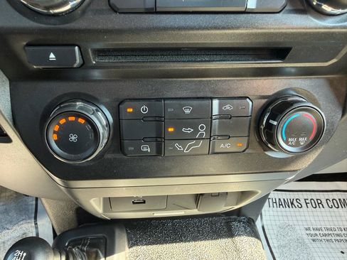 Used 2017 Ford F250 XL w/ Power Equipment Group AWD/4WD image 33