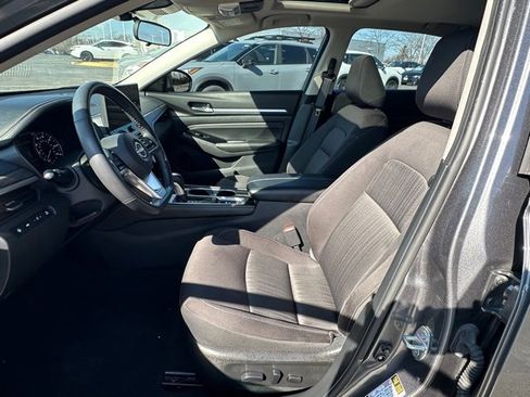 Certified 2023 Nissan Altima 2.5 SV w/ SV Premium Package image 25