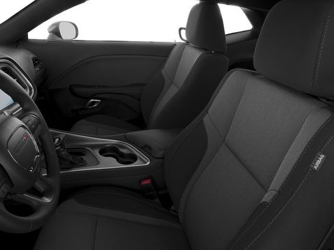 Certified 2017 Dodge Challenger R/T w/ Blacktop Package image 9