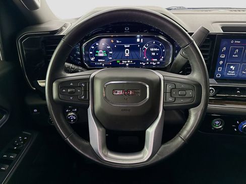 Used 2022 GMC Sierra 1500 Elevation RWD image 11