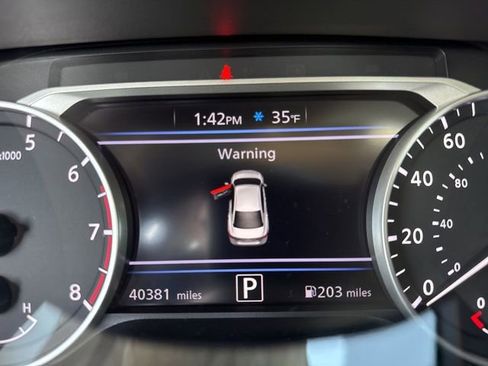 Used 2022 Nissan Sentra SV w/ Lighting Package image 12