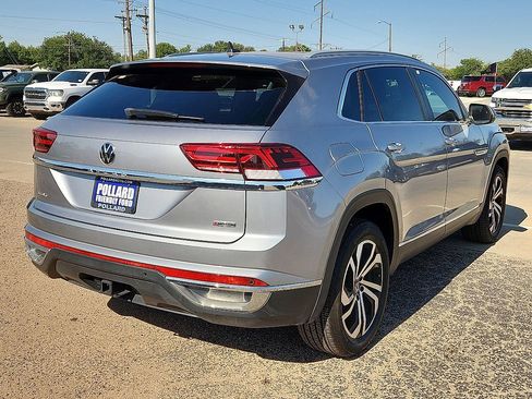 Used 2022 Volkswagen Atlas Cross Sport SEL AWD/4WD image 3