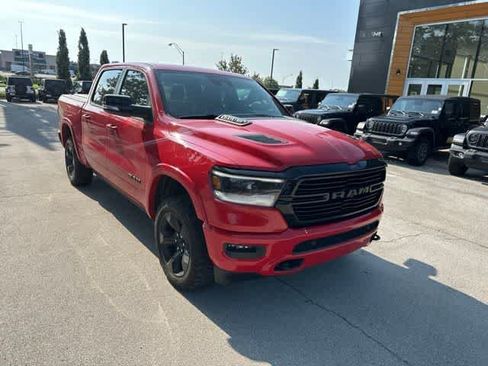 Used 2021 RAM 1500 Laramie AWD/4WD image 28