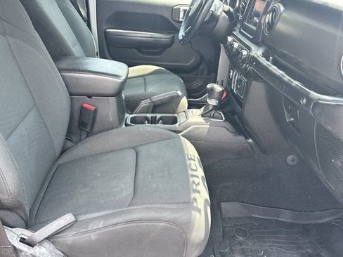 Used 2020 Jeep Wrangler Sport AWD/4WD image 15