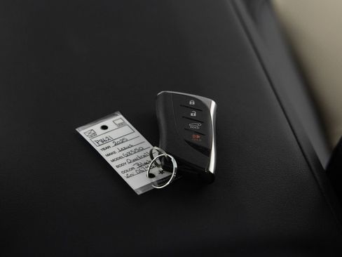 Used 2025 Lexus GX 550 image 43