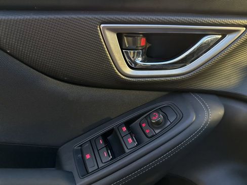 Used 2023 Subaru Forester Premium image 15