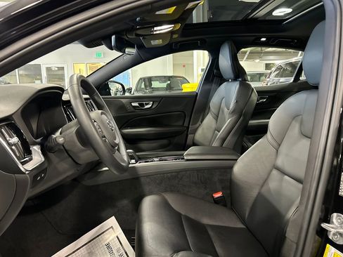 Certified 2023 Volvo S60 B5 Plus w/ Climate Package AWD/4WD image 10