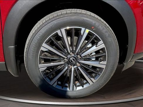 New 2026 Nissan Pathfinder Platinum image 12