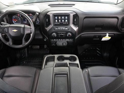 Used 2024 Chevrolet Silverado 2500 W/T image 22