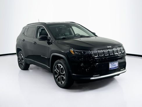 Used 2022 Jeep Compass Limited AWD/4WD image 3