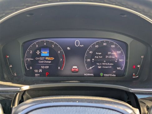 Used 2022 Honda Civic Touring image 32