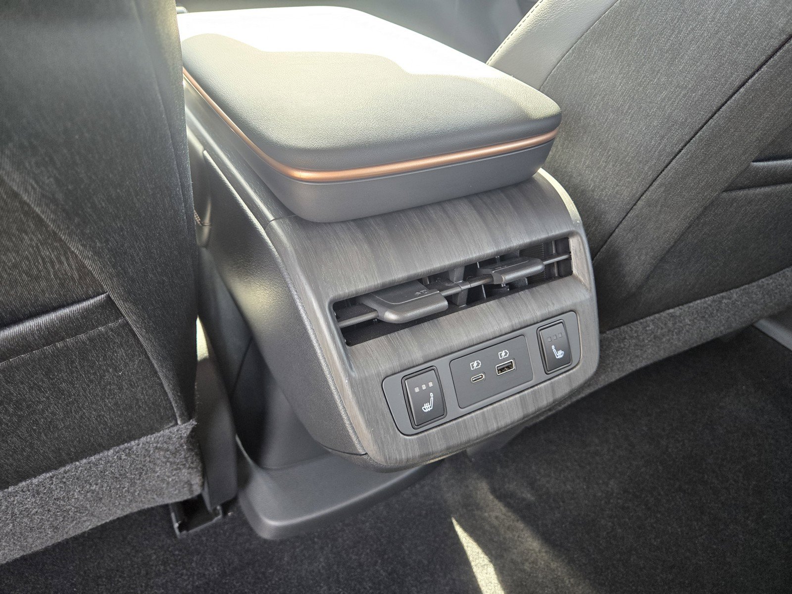 Certified 2024 Nissan Ariya FWD image 13