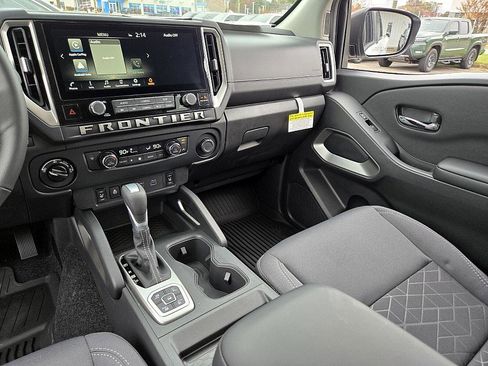 New 2026 Nissan Frontier SV image 13
