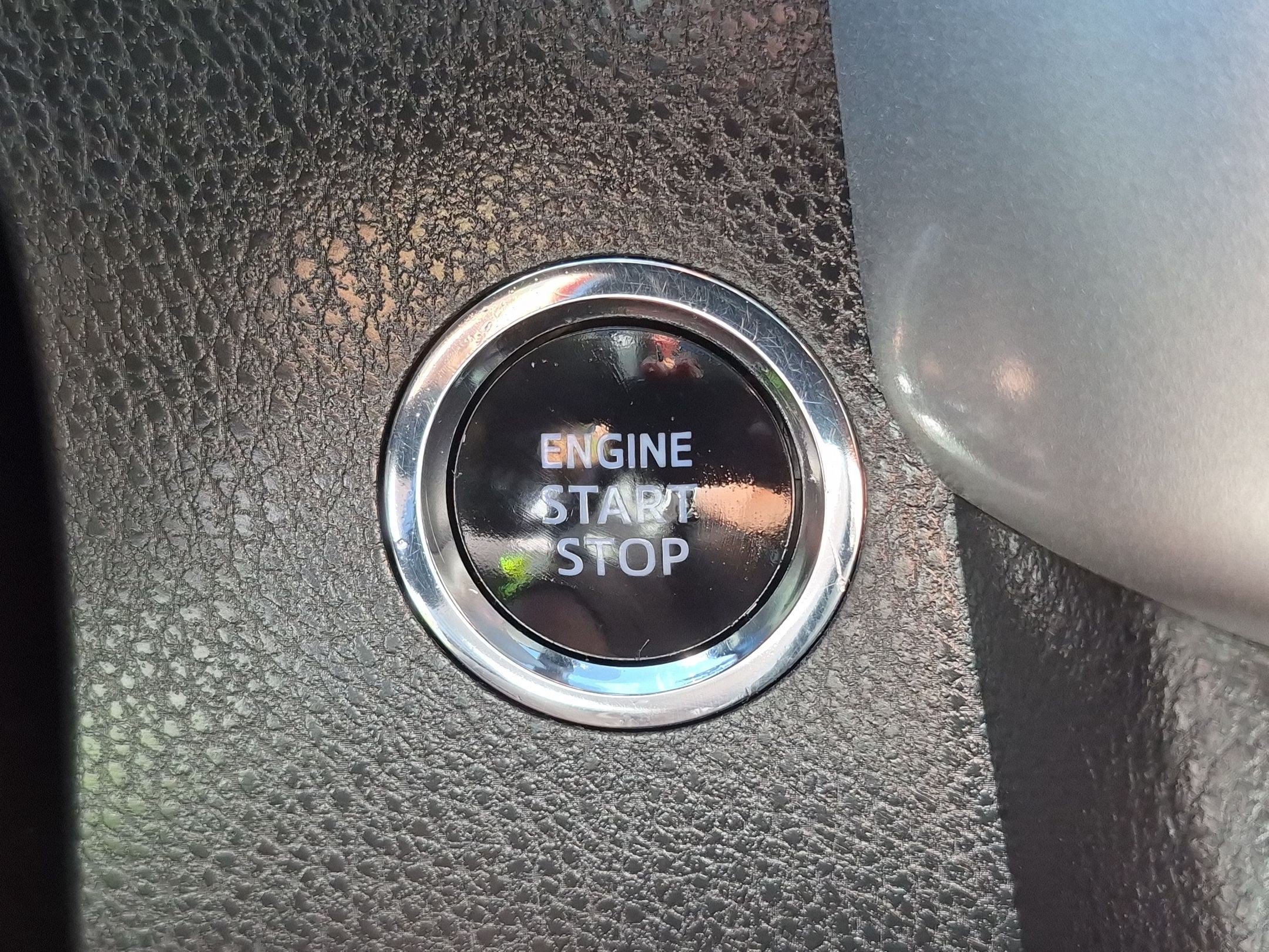Used 2019 Toyota Highlander XLE AWD/4WD image 22