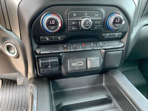Certified 2022 Chevrolet Silverado 1500 RST AWD/4WD image 17
