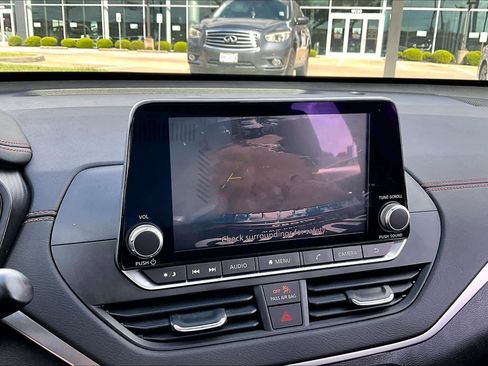 Certified 2021 Nissan Altima 2.5 SR image 25