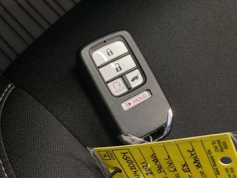 Used 2021 Honda Civic EX image 32