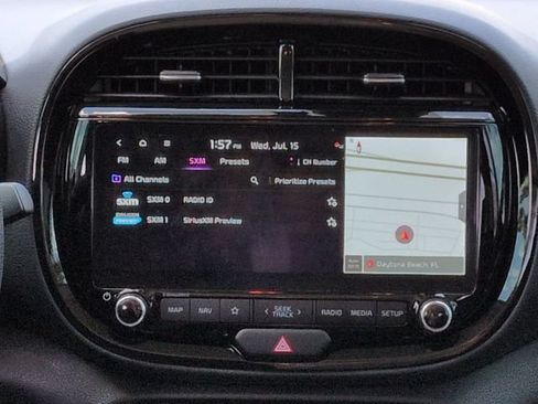 Used 2025 Kia Soul S FWD image 18