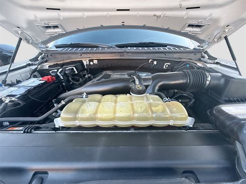 Used 2020 Ford Expedition XLT w/ Equipment Group 201A image 34