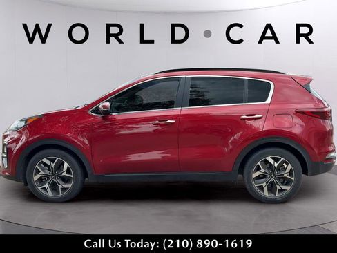 Used 2022 Kia Sportage EX w/ EX Technology Package FWD image 4