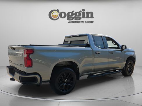 Used 2024 Chevrolet Silverado 1500 Custom w/ Turbomax Blackout Package image 5