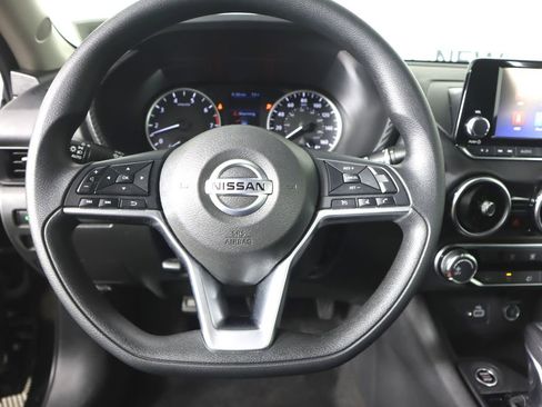 Certified 2023 Nissan Sentra S image 10