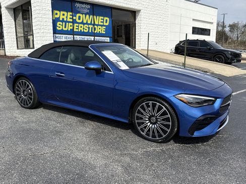 Used 2024 Mercedes-Benz CLE 300 4MATIC Cabriolet image 2