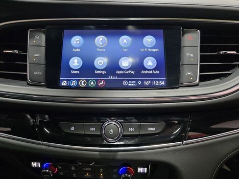 Used 2024 Buick Enclave Avenir w/ Avenir Technology Package image 25