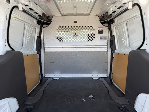 Used 2023 Ford Transit Connect XL FWD image 12