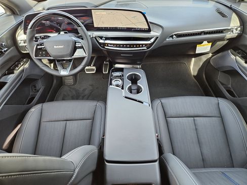 New 2026 Cadillac Lyriq V AWD/4WD image 14