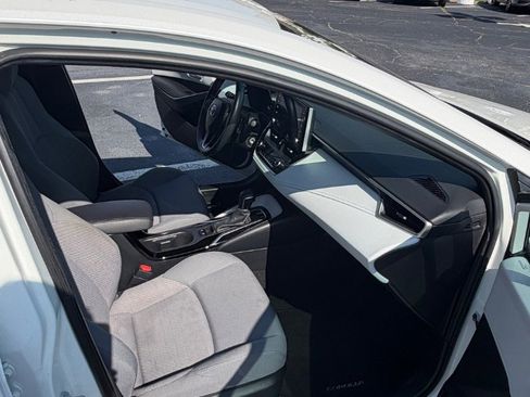 Used 2020 Toyota Corolla SE FWD image 27
