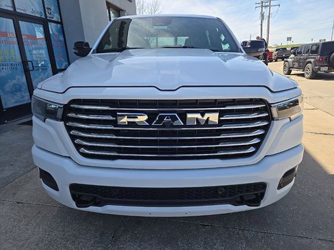 New 2026 RAM 1500 Laramie w/ Laramie Preferred Package AWD/4WD image 17