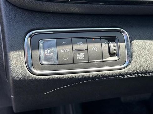 New 2026 Buick Enclave Avenir w/ Super Cruise Package AWD/4WD image 31