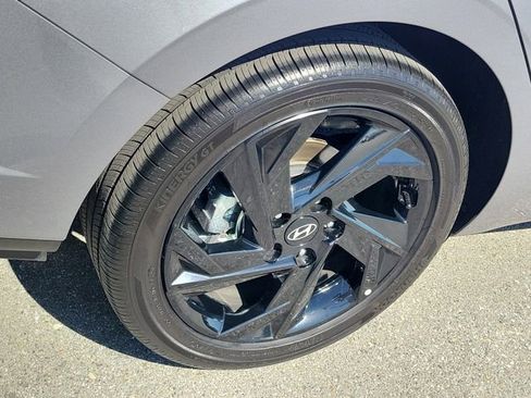 Certified 2026 Hyundai Elantra Sport w/ Cargo Package FWD image 30