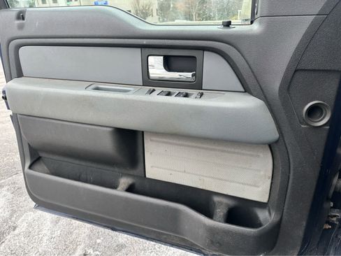 Used 2012 Ford F150 XLT w/ XLT Chrome Pkg image 19