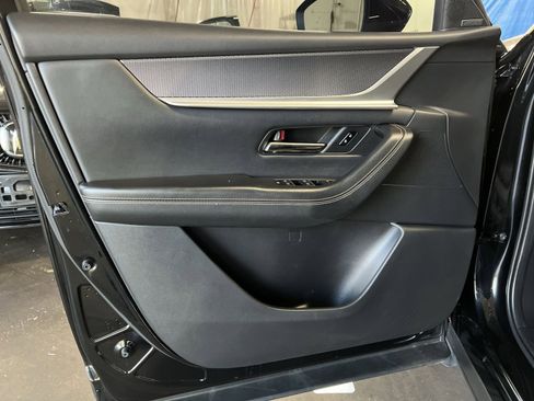 Used 2024 MAZDA CX-90 Plug-In Hybrid w/ Premium Pkg image 14