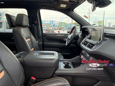 Used 2023 GMC Yukon XL AT4 w/ AT4 Premium Plus Package image 27